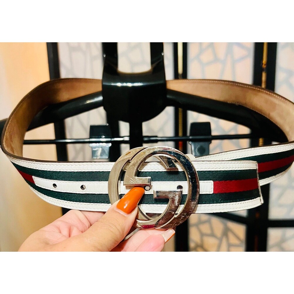 Gucci 💚❤️🤍Web Belt with interlocking GG buckle w/signature green and red stripe
